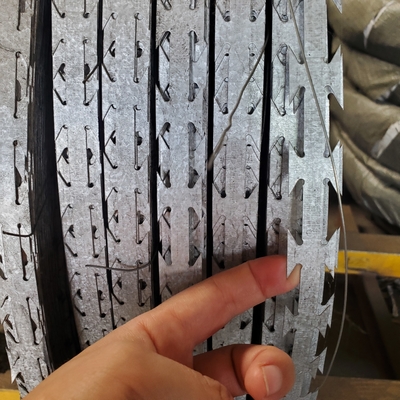 BTO-22 Galvanizli Acayip Dikenli Tel Özellikleri ve Türleri