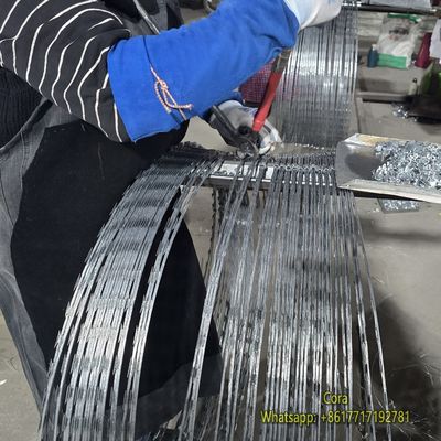Stainless Steel Cross Type Security Barbed BTO-22 Razor Wire Protection Fence