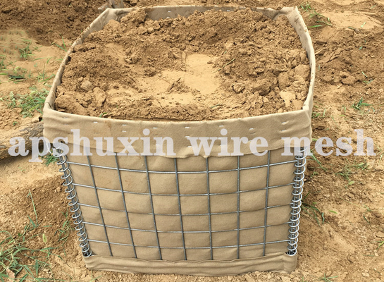 Yükseklik 1.37m 0.61m 1.68m Gabion Askeri Hesco Bariyerler Elektro Galvanizli