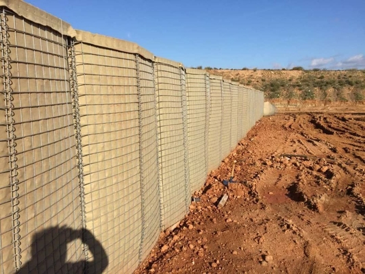 Ağır Güçlü 4 mm Tel Savunma Engelli Savunma Bunker Kenar Koruma Fen Kenya için