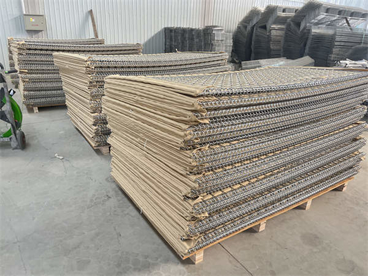 Galvanizli Savunma Bariyeri Galfan Kaynaklı Gabion Dökme Geotekstil Kumaş Sel Kontrolü için Koruyucu Duvar Çit