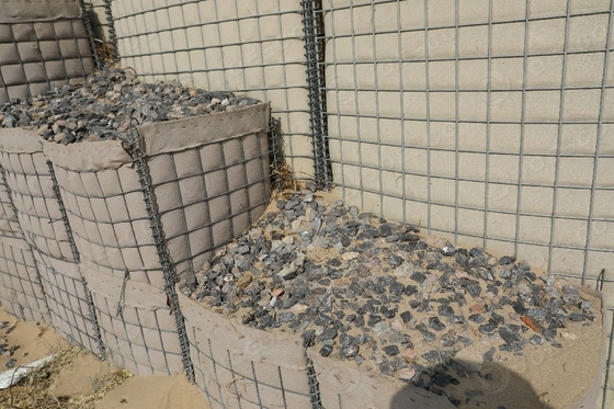 Güçlü ve dayanıklı askeri bariyer yüksek germe ve darbe karşıtı yetenek için