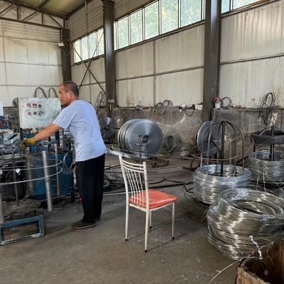 Galvanize Güvenlik Çit Concertina Fiyat Anti tırmanış Blade Dikenli Tel Hapishane Tıraş Dikenli Tel