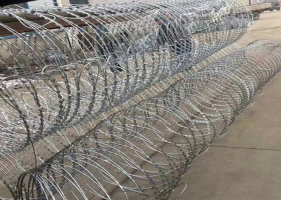 Endüstriyel ve Maden İşletmeleri İçin Anti-Dirençli Kuş Koruyucu Jiletli Dikenli Tel