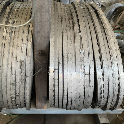 Yüksek Tensili Galvanizli Çelik Çit Tırnak Dikenli Tel