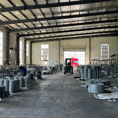 Çin Fabrikası Yüksek Kalite Tedarikçi Alçak Fiyata Galvanizli Dikenli Tel Hırsızlık Karşıtı Dikenli Tel Satıyor
