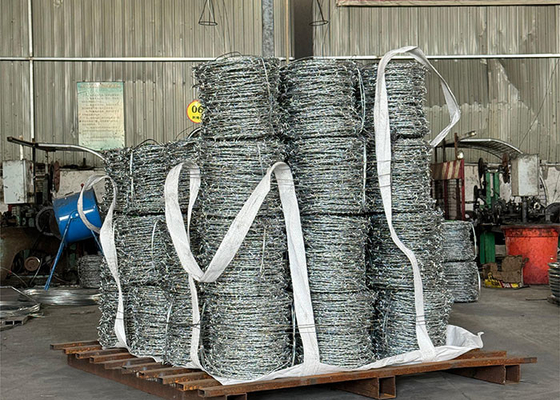 Sınır Koruması için PVC veya Galvanizli Güvenlik Dikenli Tel