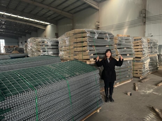 3x3 inç Hesco kaynaklı kare askeri bariyer yeşil renk jeotekstil