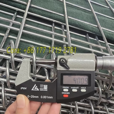 Galvanizli kaplı kaynaklı gabion duvar türü kum duvarı için savunma bariyerleri