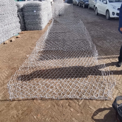 2.5mm 6*2*0.3m Boyutlu Galvanizli Çelik Kafesler Taşlar İçin Çift Büküm
