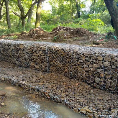 Taşkın Kontrol Projesi için 2X1X1M Gabion Hasır Kutusu 80X100Mm Gabion kaya Sepeti