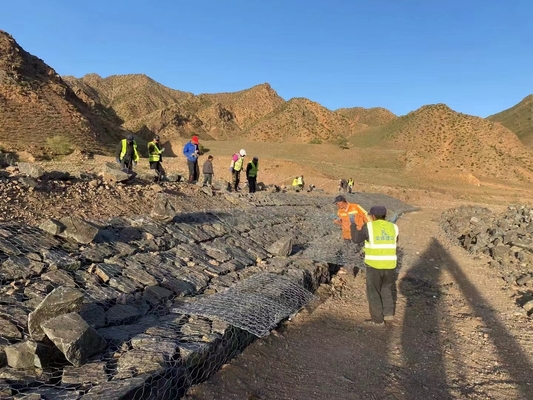 4*1*1m Galvanizli Gabion Kutusu Taş sepet sel kontrolü