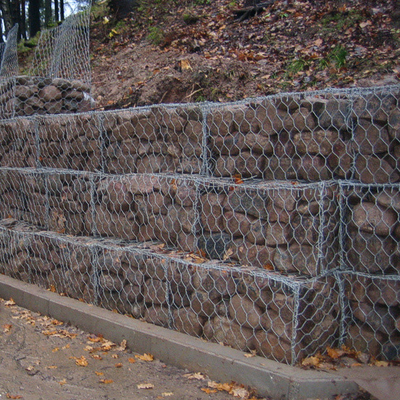 Al Çinko Çıkartılmış 3.05mm Galvanizli Gabion sepetleri Seksengen 80x100mm 4x1x1m