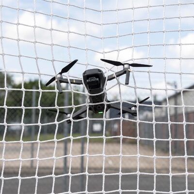Beyaz Drone Önleme Ağı – Drone Savunması ve Güvenlik Koruması için 3mm Düğümsüz Polyester Örgü (5x5cm)