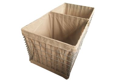 Mil 1 1.37 * 1.06 * 10m 3 '' * 3 '' Bation Q235 Çelik Tel İçin Askeri Kum Duvar Hesco Bariyeri